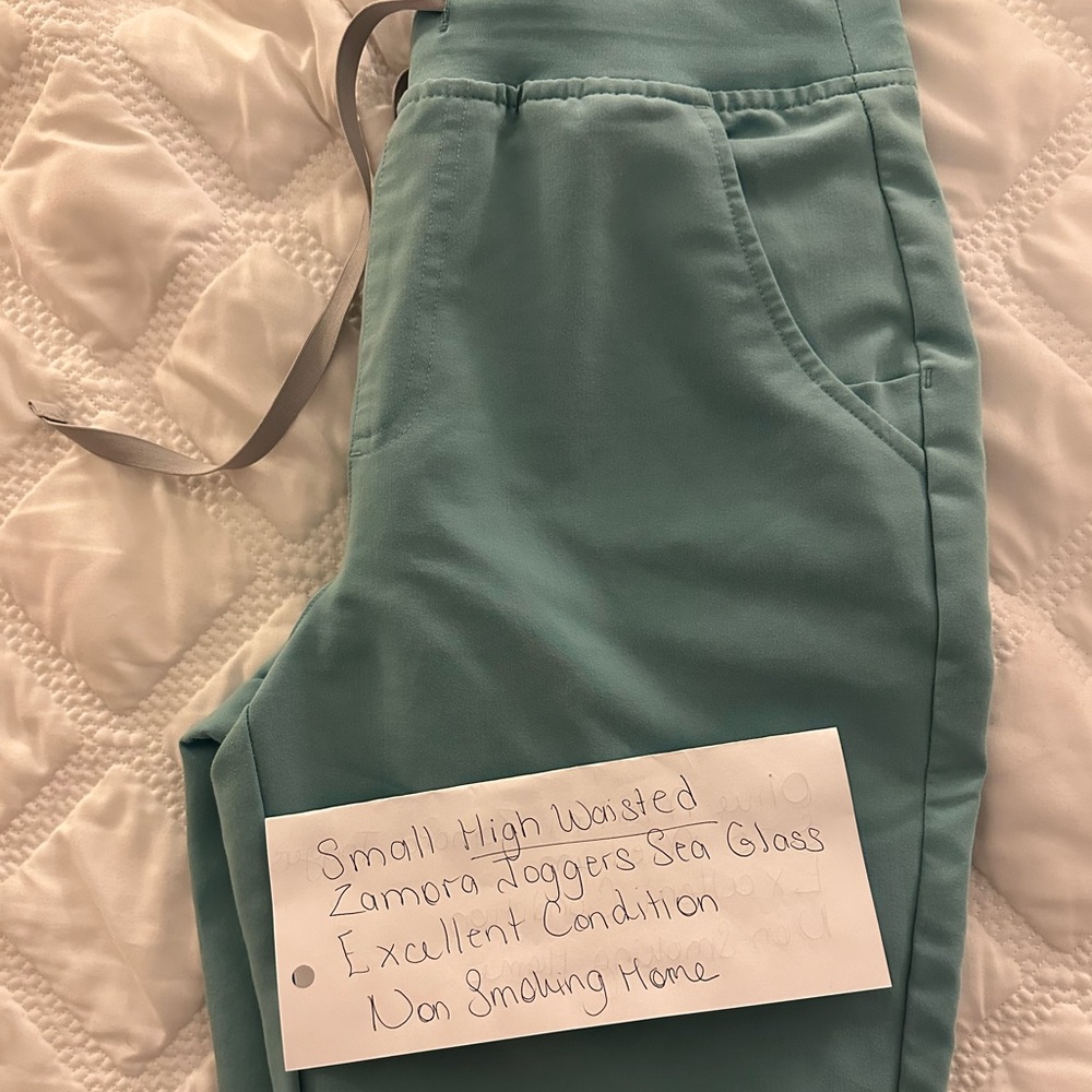 Figs Seaglass Zamora Jogger Small